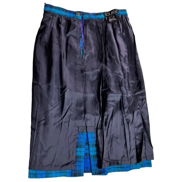 Laurel by ESCADA Plaid Blue Wool 2 Piece Skirt Suit Size 38 - Picture 8 of 16